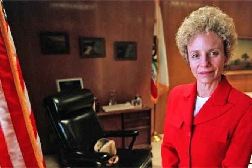 State Sen. Carole Migden (D-San Francisco), who is chairwoman of the Senate Democratic Caucus, said that she is cooperating with the state Fair Political Practices Commission.