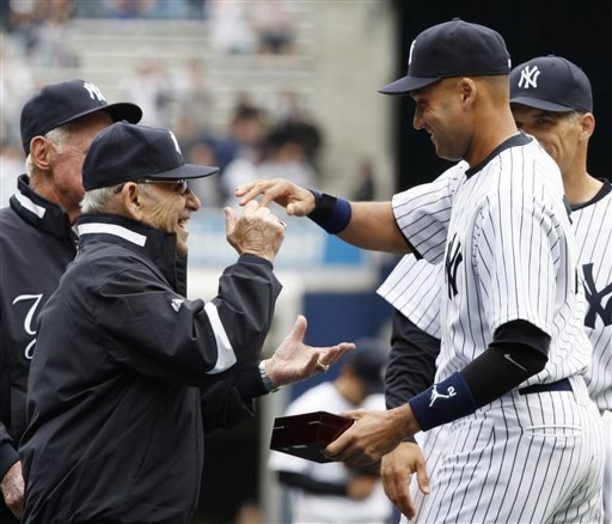 Former Yankees who wore No. 2 share memories of number and Derek