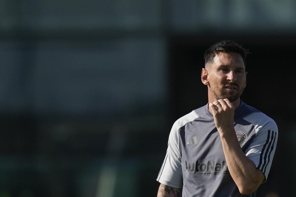 Lionel Messi participates