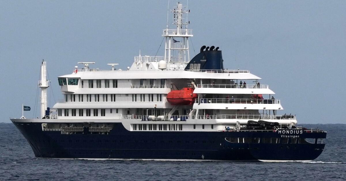 L’Espagne se prépare aux évacuations alors qu’un bateau de croisière sur le hantavirus navigue vers les îles Canaries