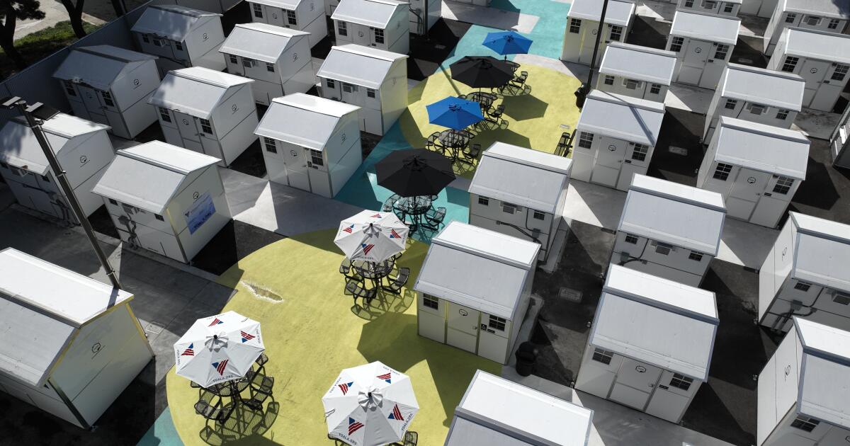 VA promises hundreds of tiny homes on its West L.A. campus; veterans want something nicer