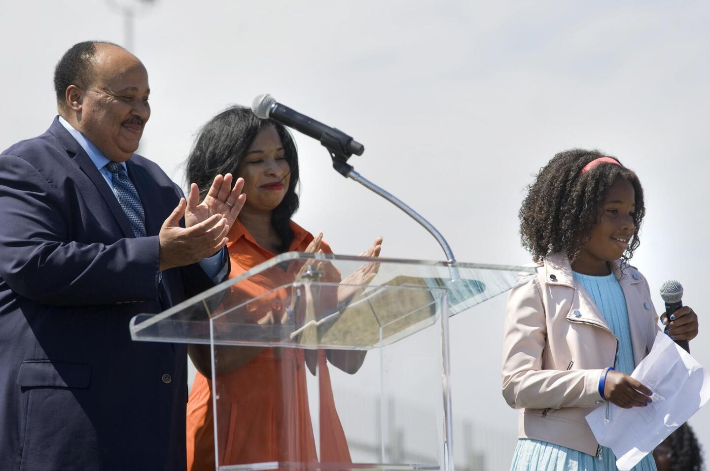 Martin Luther King III visita frontera entre Estados Unidos y México