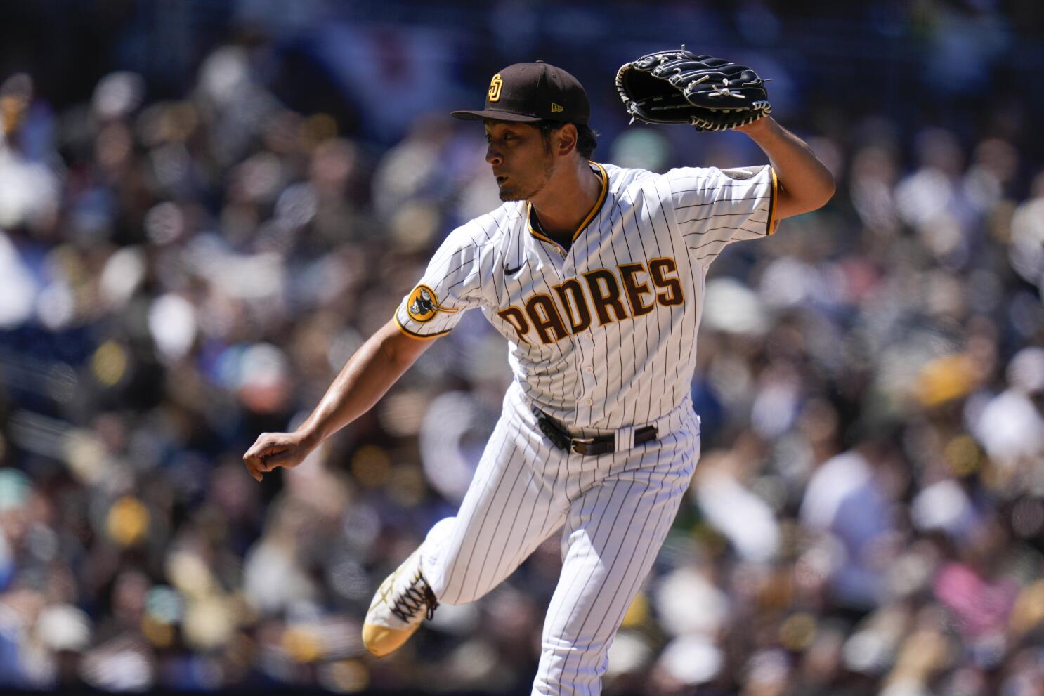 Yu Darvish has dominant afternoon as Padres' offensive