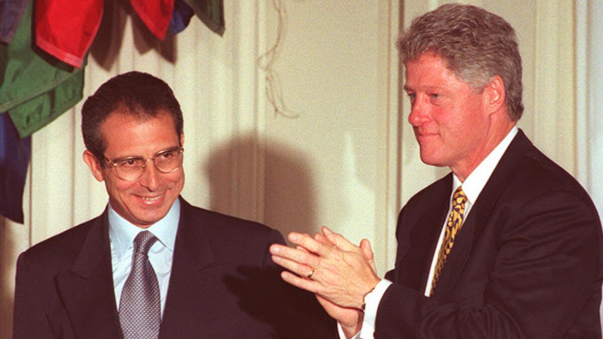 (l-r) Mexican President Ernesto Zedillo and US President Bill Clinton on October 11, 1995 in Washington. Clinton would publicly comment that day on the Simpson verdict rendered eight days prior.