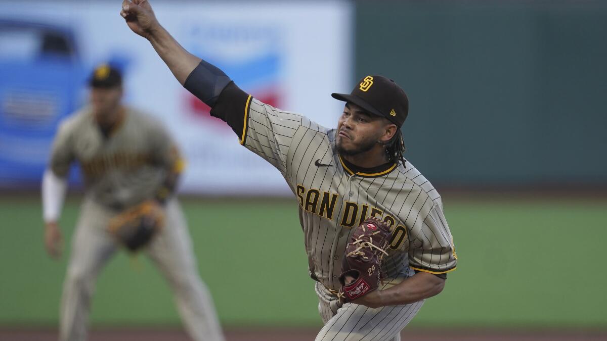Musgrove sharp, Padres steal 6 bases in 7-1 win over Brewers