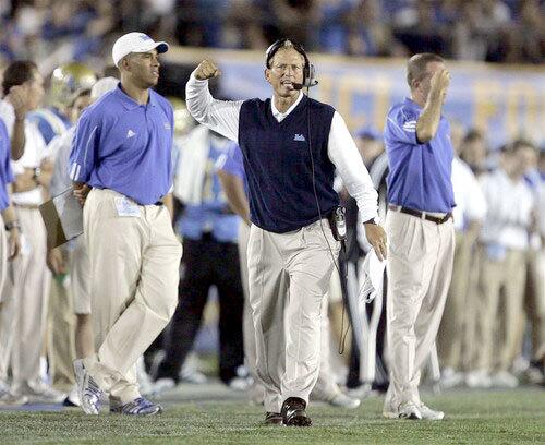 Rick Neuheisel sideline