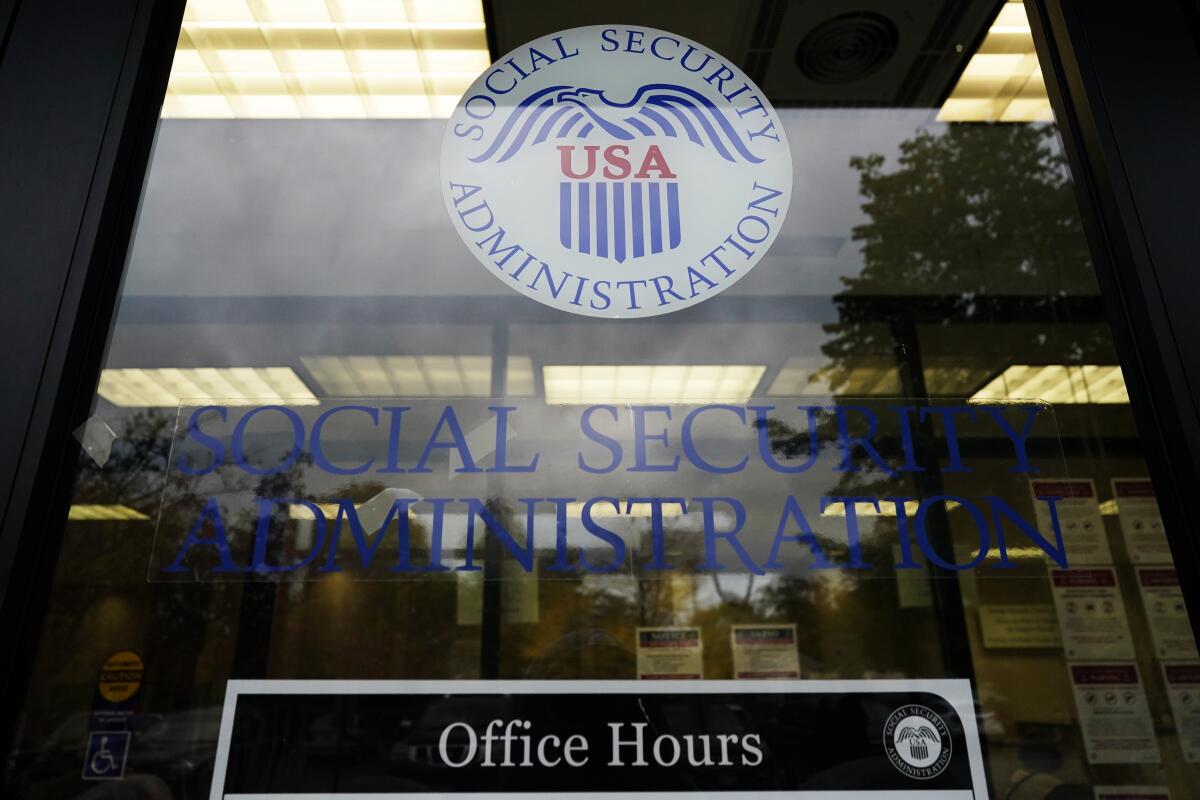 The front door of a US Social Security Administration office.
