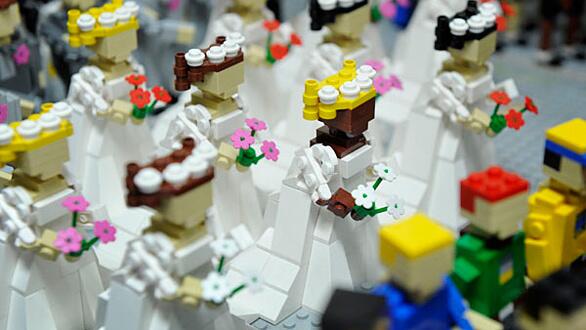 Lego brides