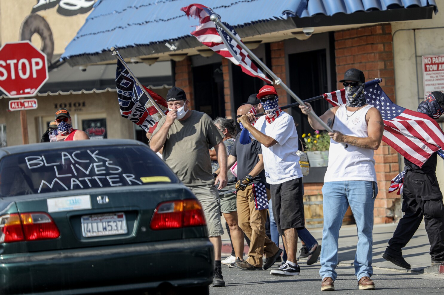 Black Lives Matter Caravan Met With Opposition In Lakeside The San Diego Union Tribune - roblox the streets police door glitch