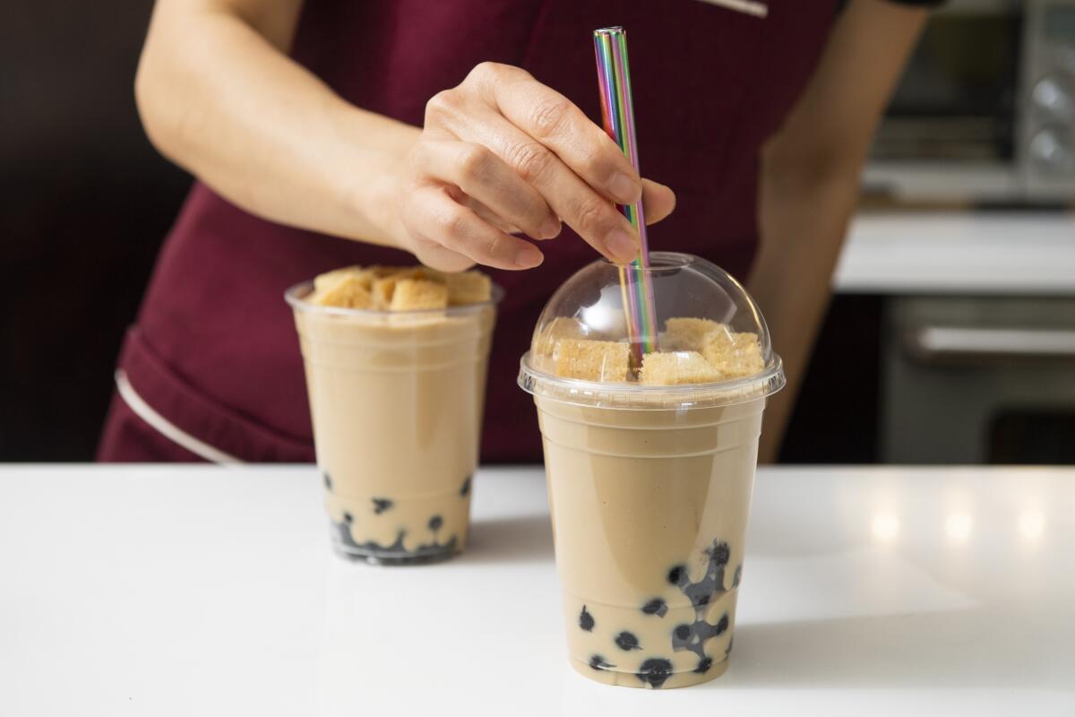 Reusable boba straws are great for boba lovers.