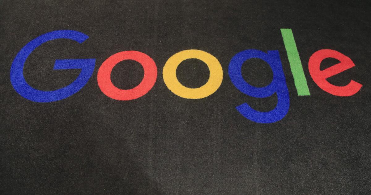 Only Google can run Chrome, company's browser chief tells judge