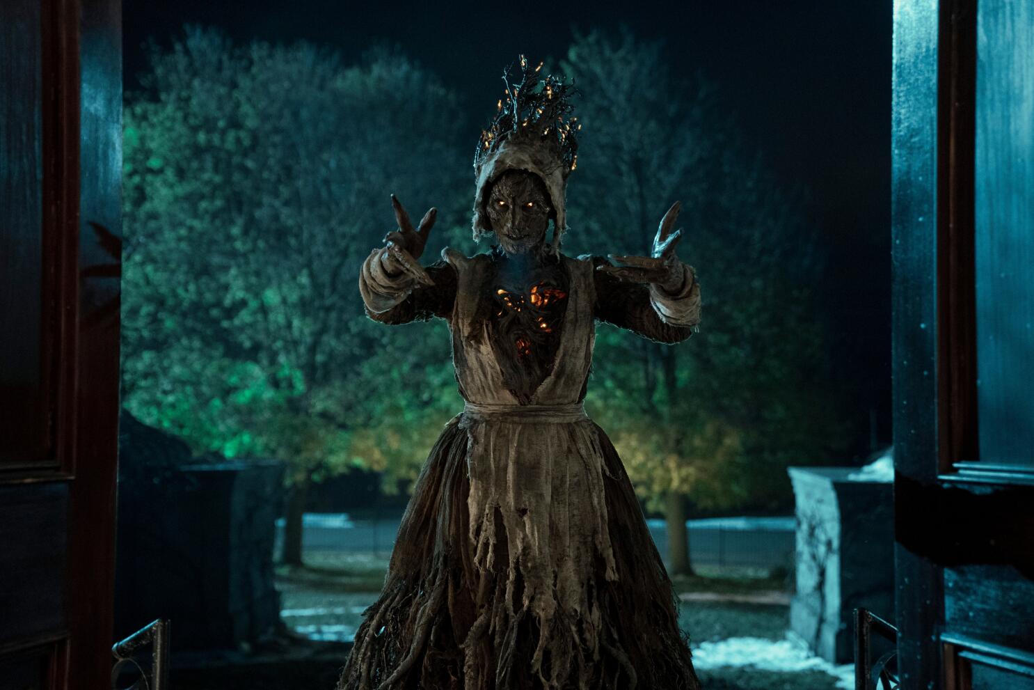 Cabinet of Curiosities' Director on Creating 'Terrifying' Witch For Real