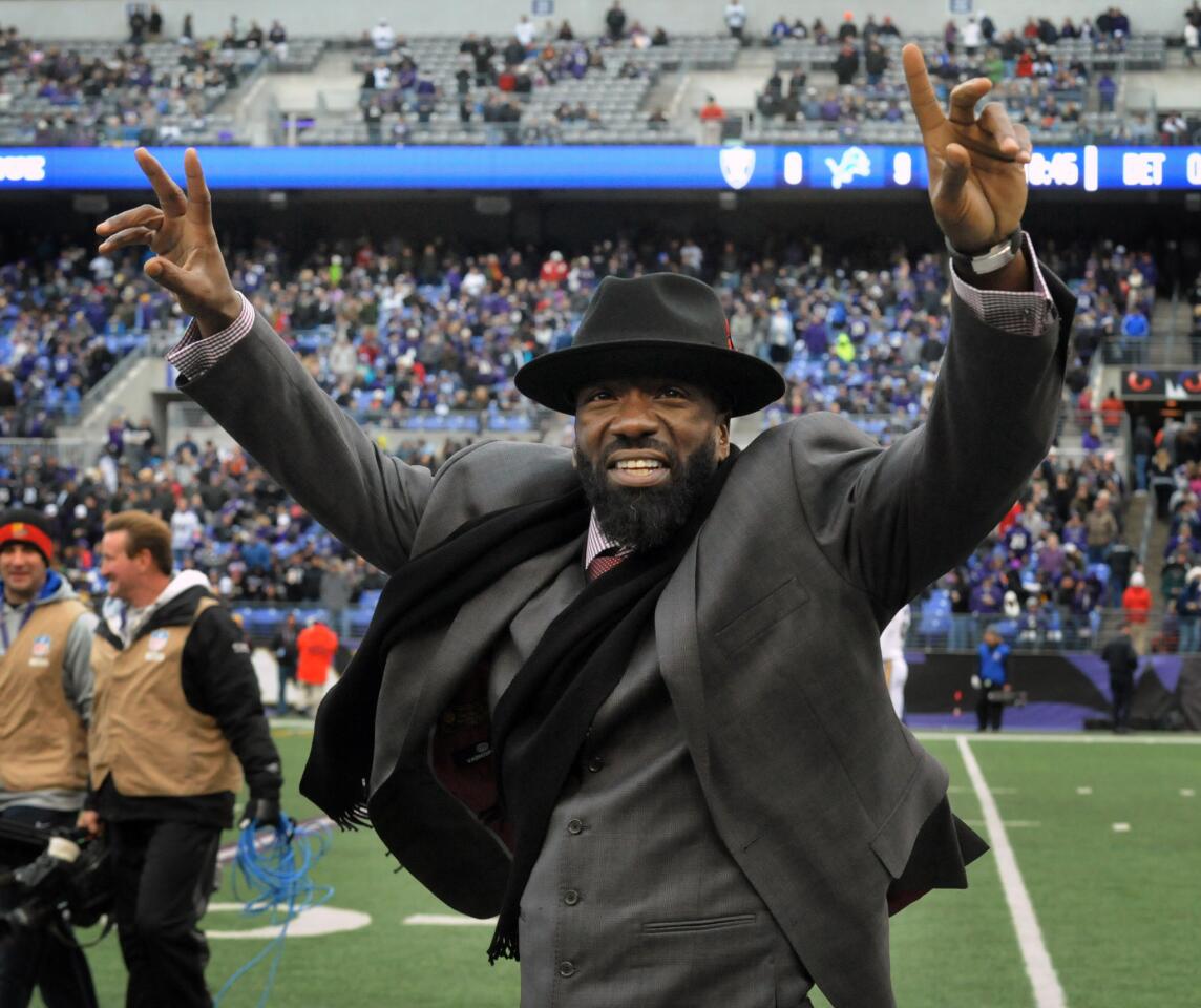 Former Ravens safety Ed Reed acknowledges fans after his halftime Ring of Honor Induction ceremony.