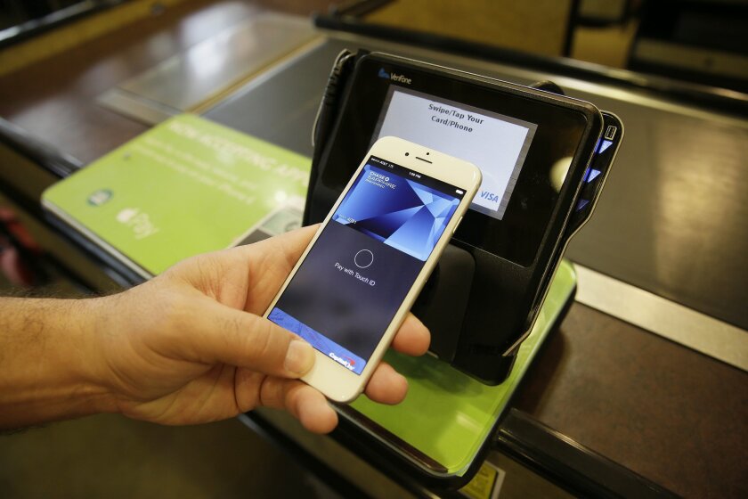 Jpmorgan S Answer To Apple Pay And Other Mobile Wallet Apps Chase Pay Los Angeles Times