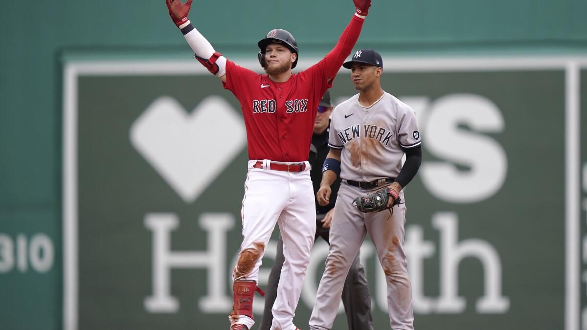 Bogaerts has 4 hits, Red Sox beat Royals 7-4 - The San Diego Union