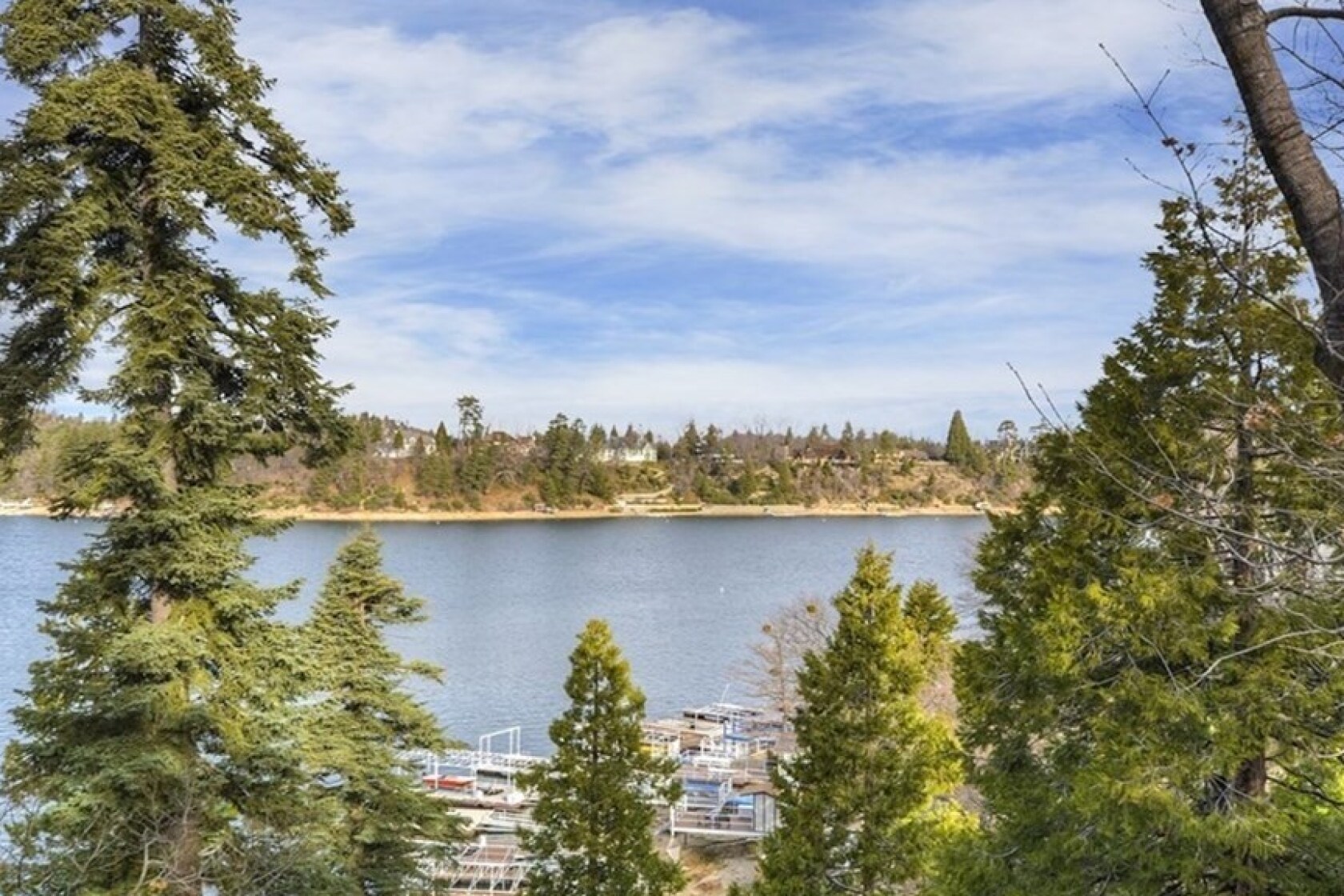Actors Anne Heche And James Tupper Are Giving Up Their Lake