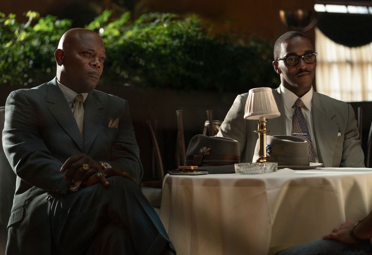 Samuel L. Jackson and Anthony Mackie in 'The Banker'