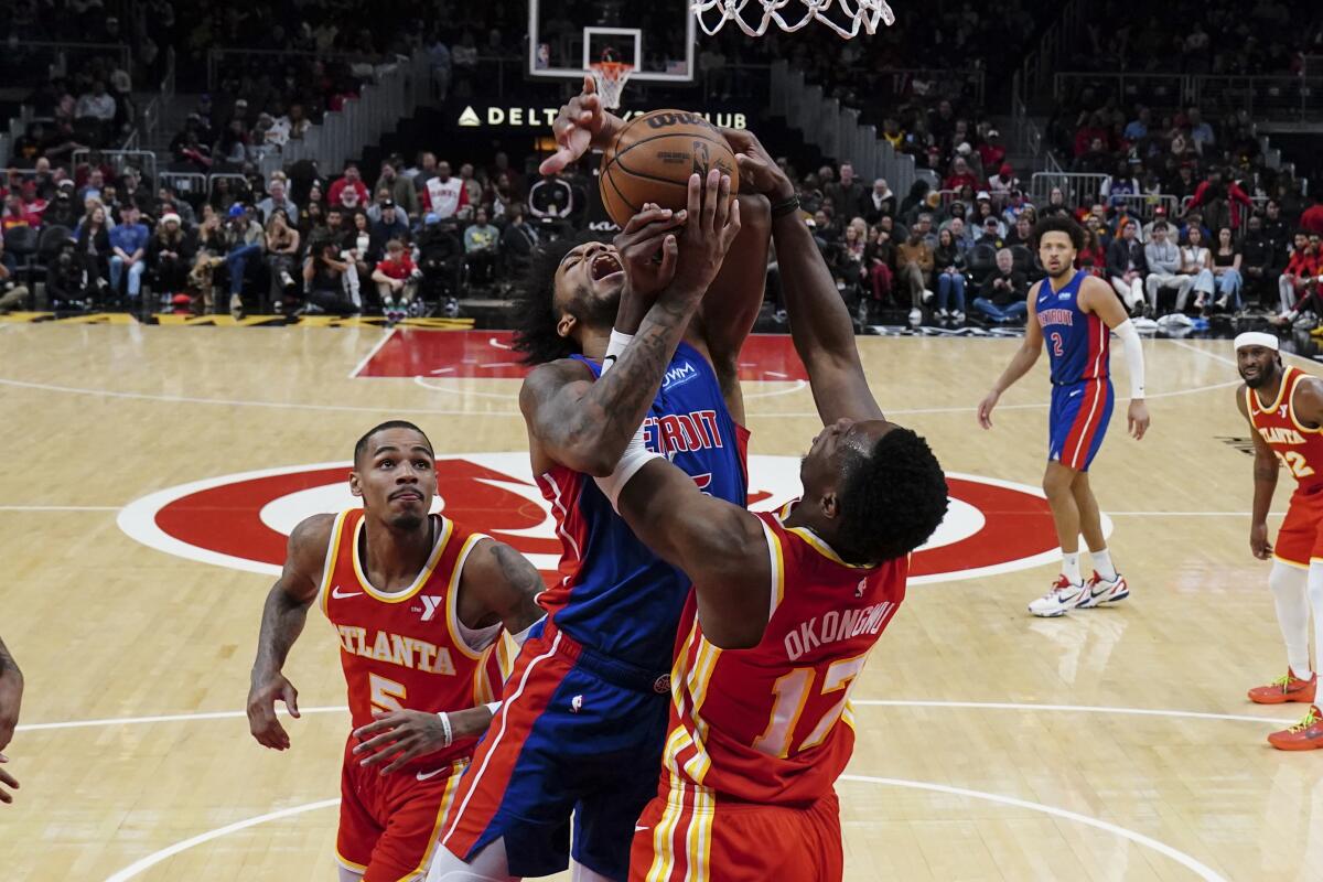 Detroit Pistons' 25-game losing streak near NBA record: 'History