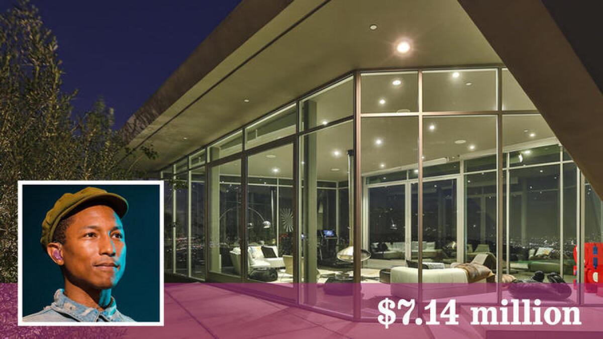 El cantante Pharrell Williams ha comprado una casa contemporánea en Hollywood Hills.