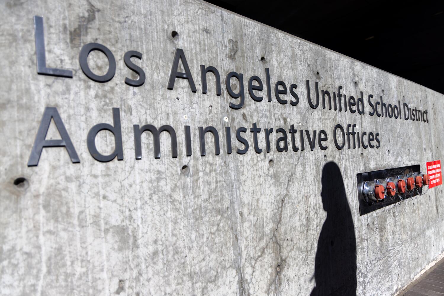 LAUSD to settle suits involving teacher notorious for semen 'tasting' games