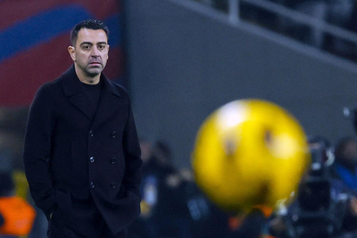 ARCHIVO - El director técnico del Barcelona, Xavi Hernández, 