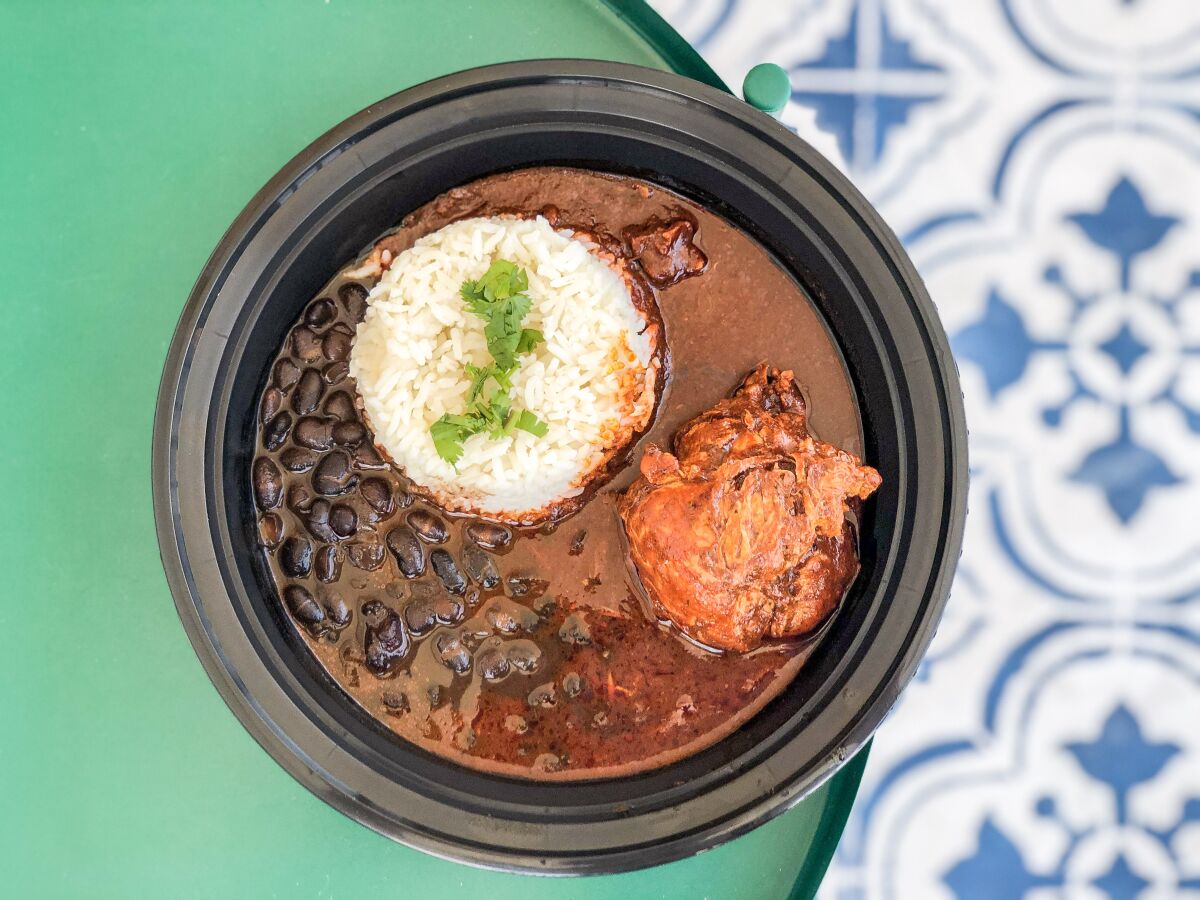 This week, critic Bill Addison considers Tamales Elena Y Antojitos in Bell Gardens.