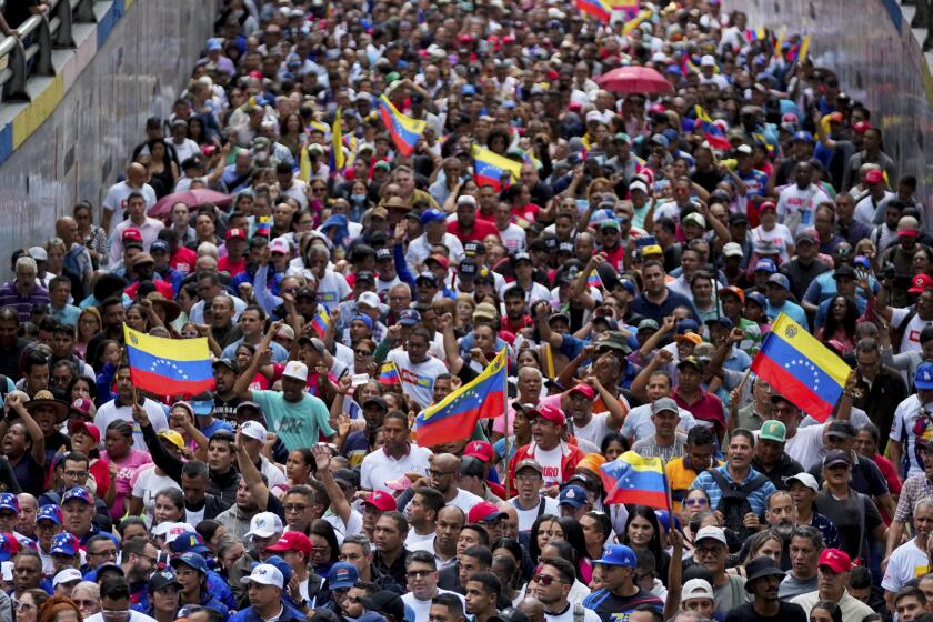 El clamor de millones de venezolanos es apoyado por muchos de los artistas internacionales que dicen sentir el dolor de un país que pide un cambio después de 25 años de sufrimiento y que ahora se encuentra sumergido en la violencia.