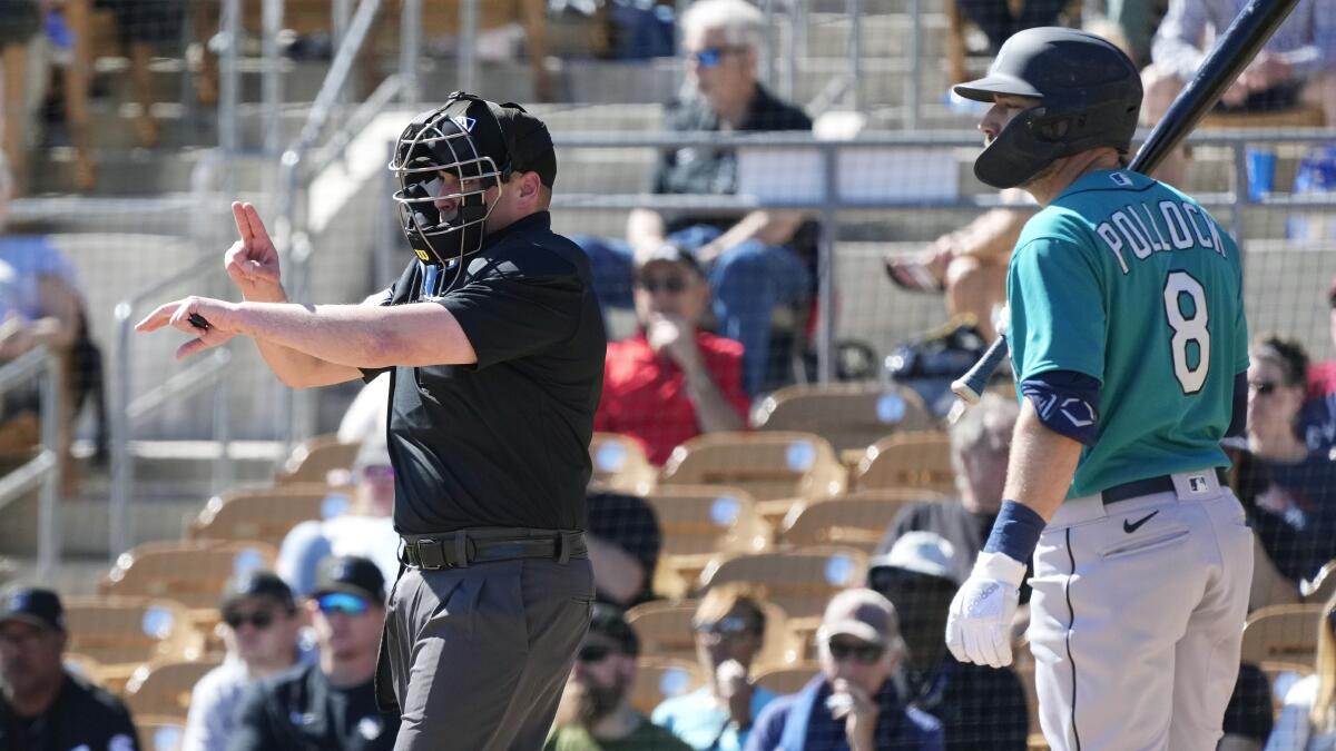 Longtime Poway umpire Dave Miller calling the plays at Little League World  Series - Pomerado News