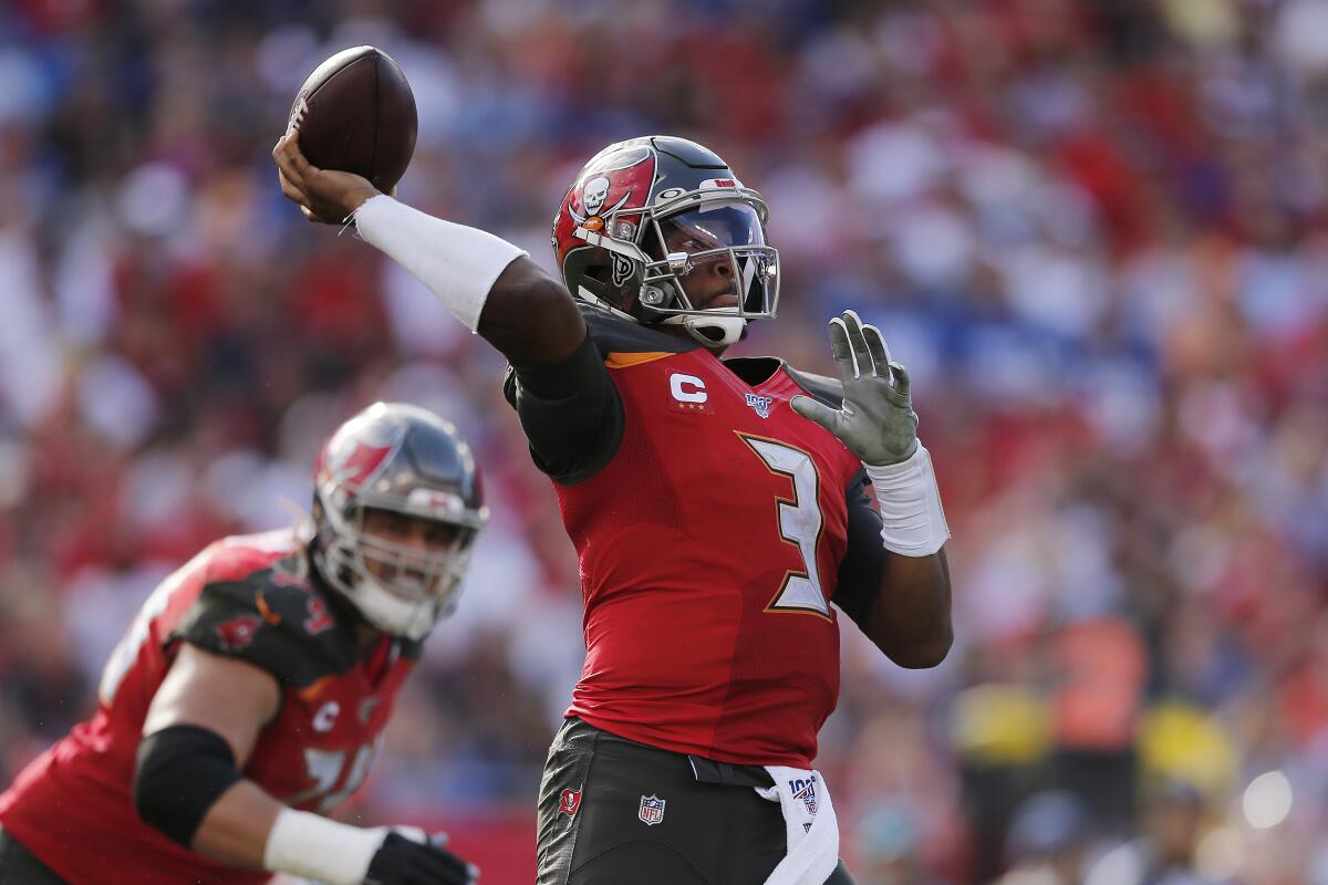 Buccaneers quarterback Jameis Winston throws against the Giants on Sept. 22, 2019.