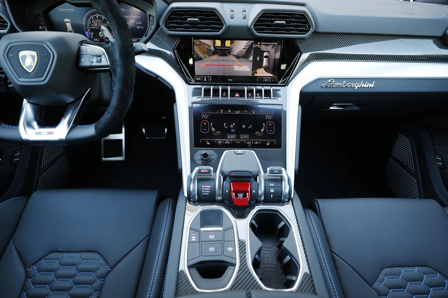 The cockpit of the Lamborghini Urus.