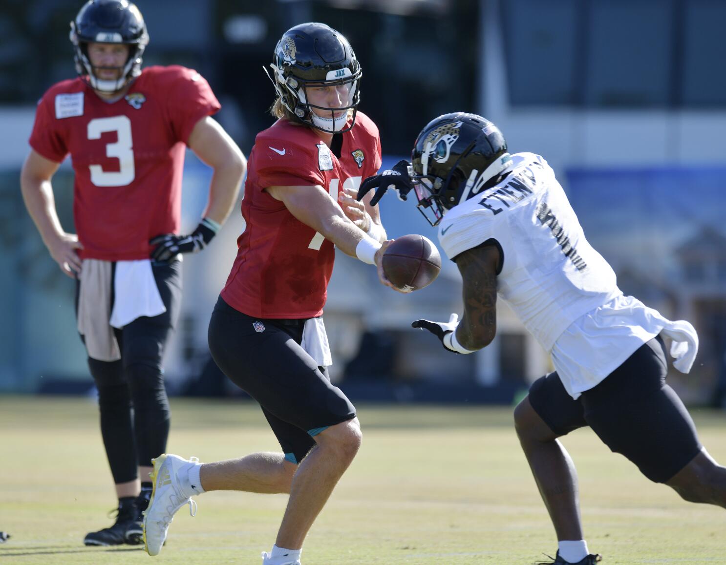 Lawrence, Jags ready to run it back after late-season surge - The San Diego  Union-Tribune