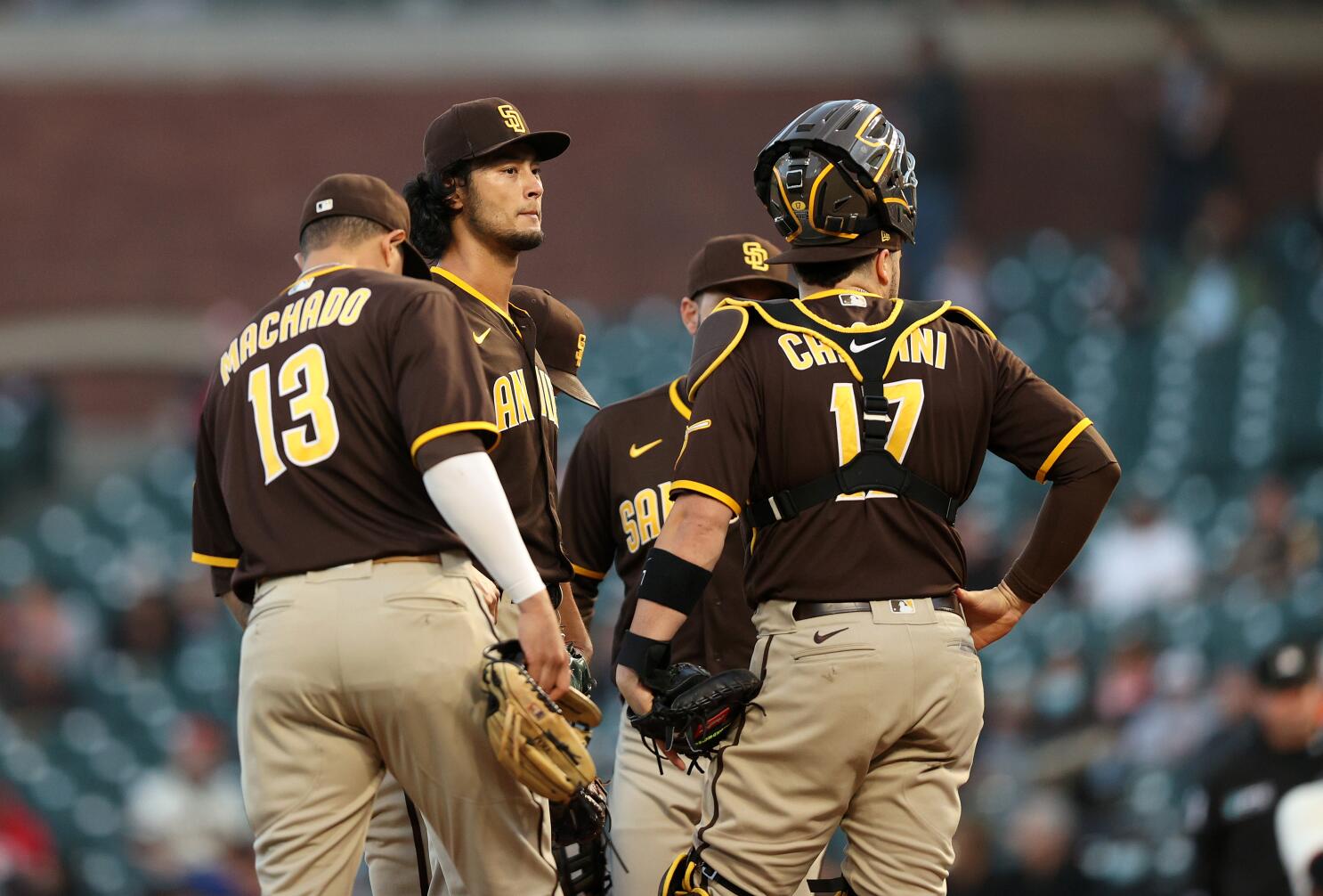 Yu Darvish gets no decision as Padres beat Braves in comeback