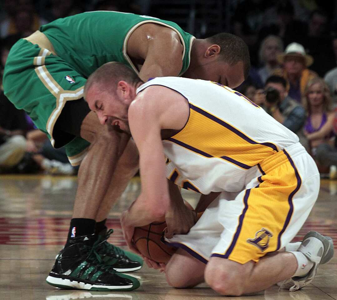 Steve Blake, Avery Bradley