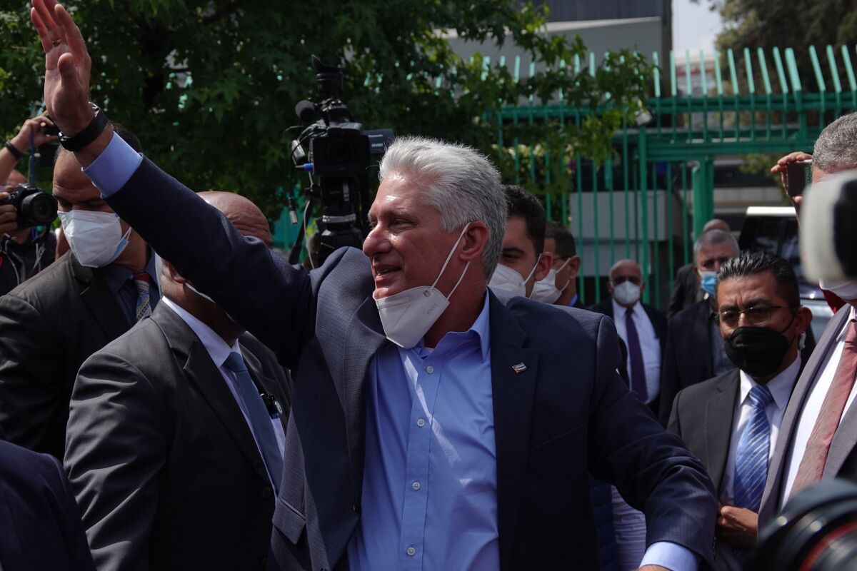 Enfrentamientos en México por la visita del presidente cubano Díaz-Canel