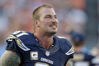 San Diego Chargers center Nick Hardwick (61) on the sidelines in Miami Gardens, Fla. 
