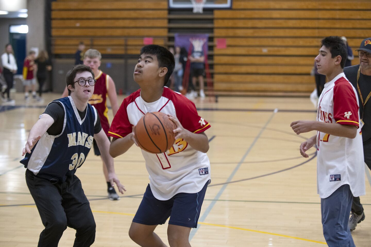 cm-hsinclusbb-2211-038.jpg
