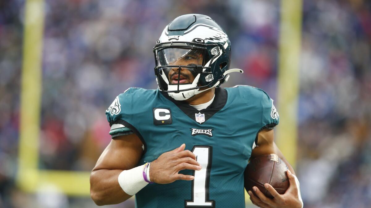 Philadelphia Eagles quarterback Jalen Hurts during the second half of an NFL football game against the New York Giants, Sunday, Nov. 28, 2021, in East Rutherford, N.J. (AP Photo/John Munson)
