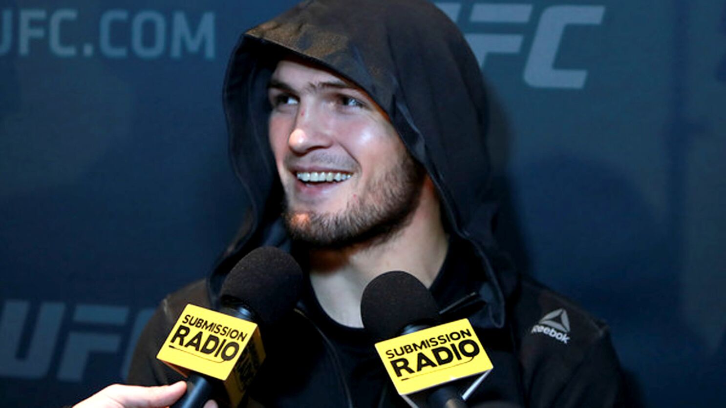 Rationalisatie Aggregaat Trottoir Khabib Nurmagomedov is out of UFC 209 after falling ill in weight cut - Los  Angeles Times