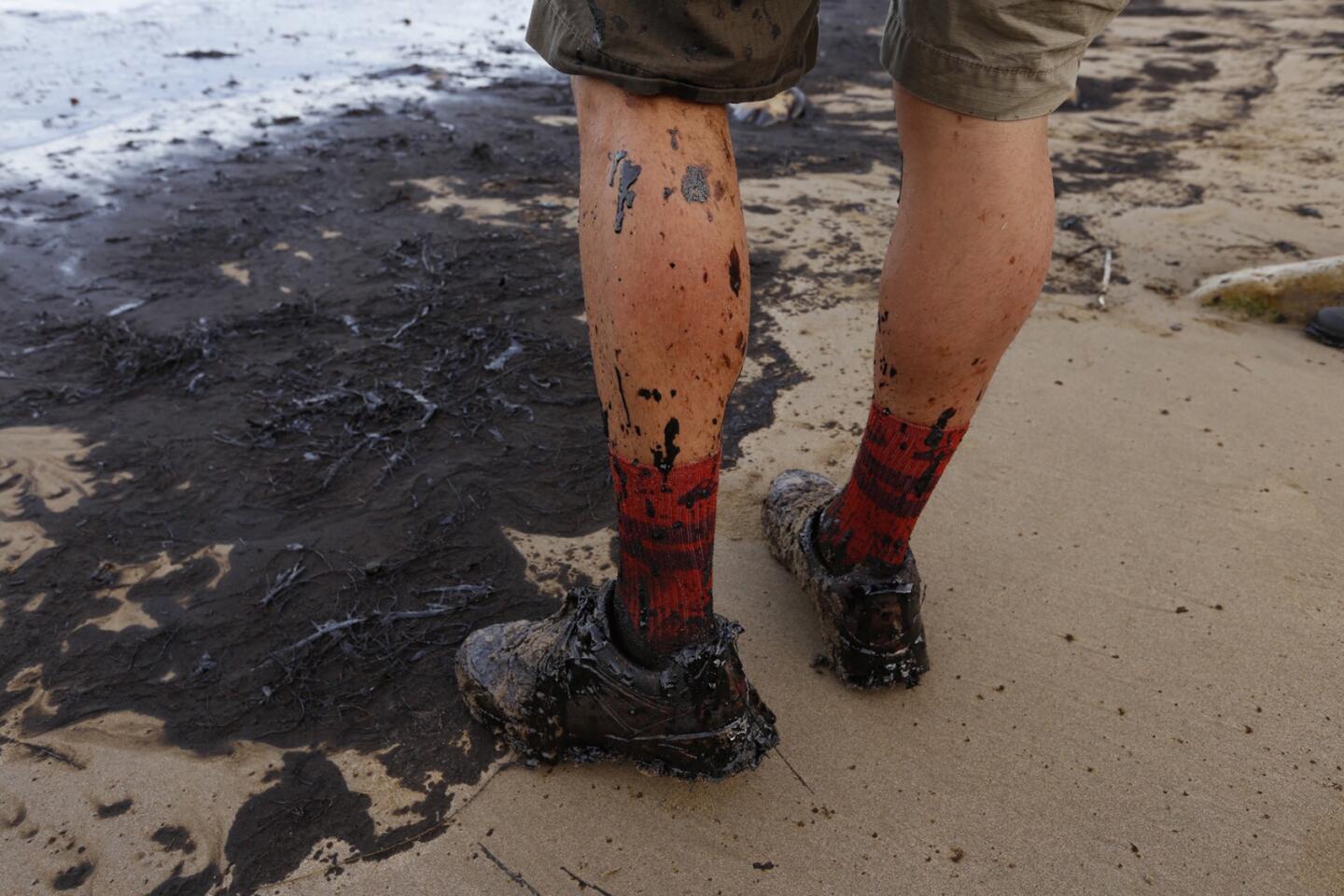 Oil spill on Santa Barbara County coast