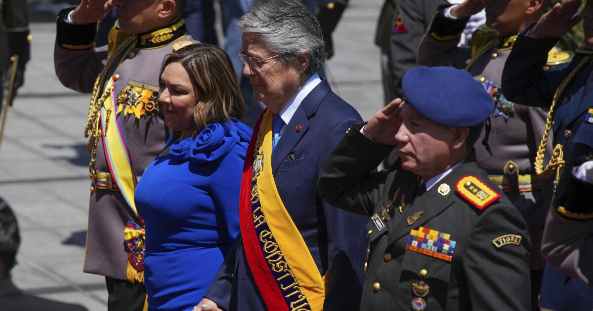 Daniel Noboa sworn in as Ecuador's president - Los Angeles Times