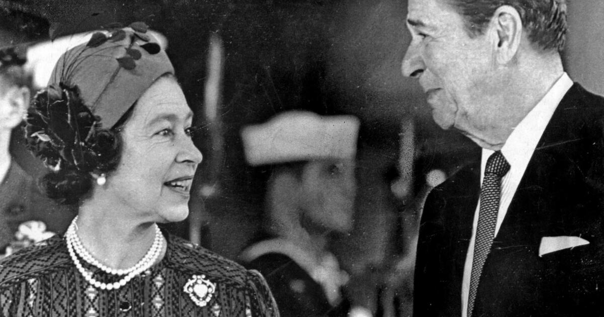 Unexpected humor and ‘a spot of gin’: Queen Elizabeth II’s Sacramento visit remembered