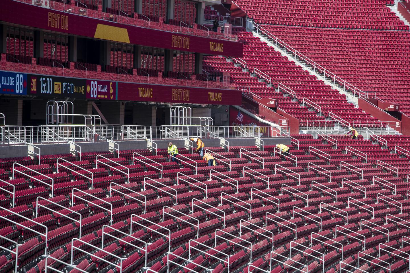 USC hopes to have team worthy of playing in dazzling Coliseum - Los ...