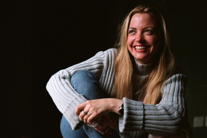 (Original Caption) Controversial UK Author Elizabeth Wurtzel who wrote 'Prozac Nation' 'Bitch' and her latest novel 'The Bitch Rules'.Her novels are expected to be (Photo by Neville Elder/Corbis via Getty Images)