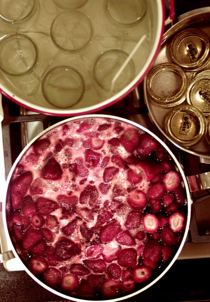 Hurry-up slow-cooked strawberry preserves