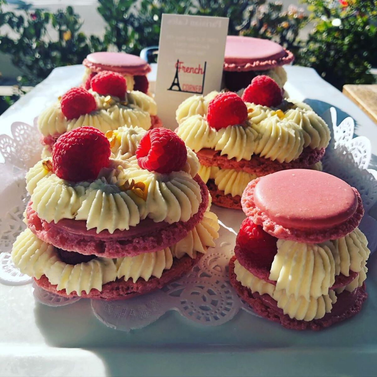 Les Macarons Valentins from The French Corner.