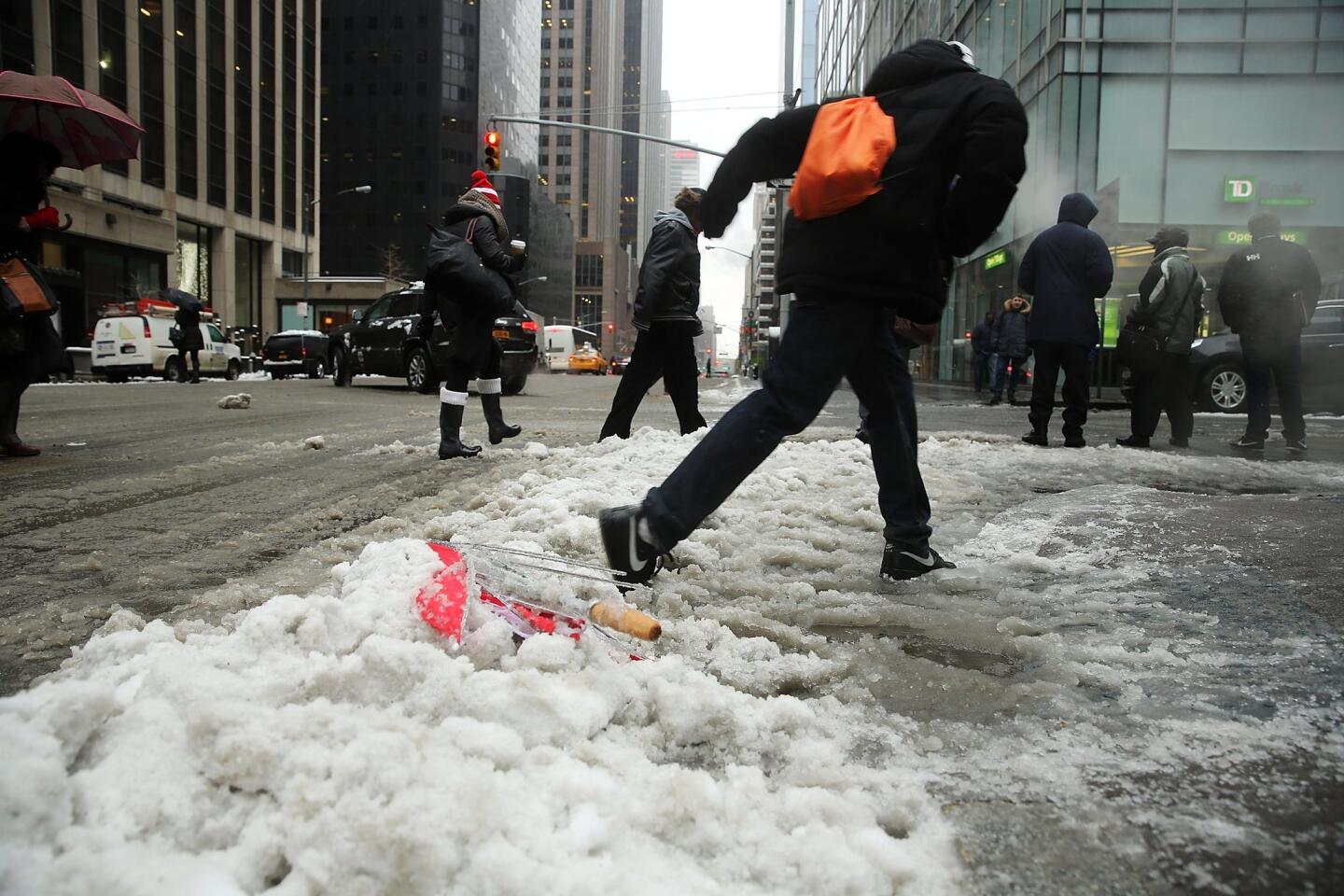 Storm hits New York