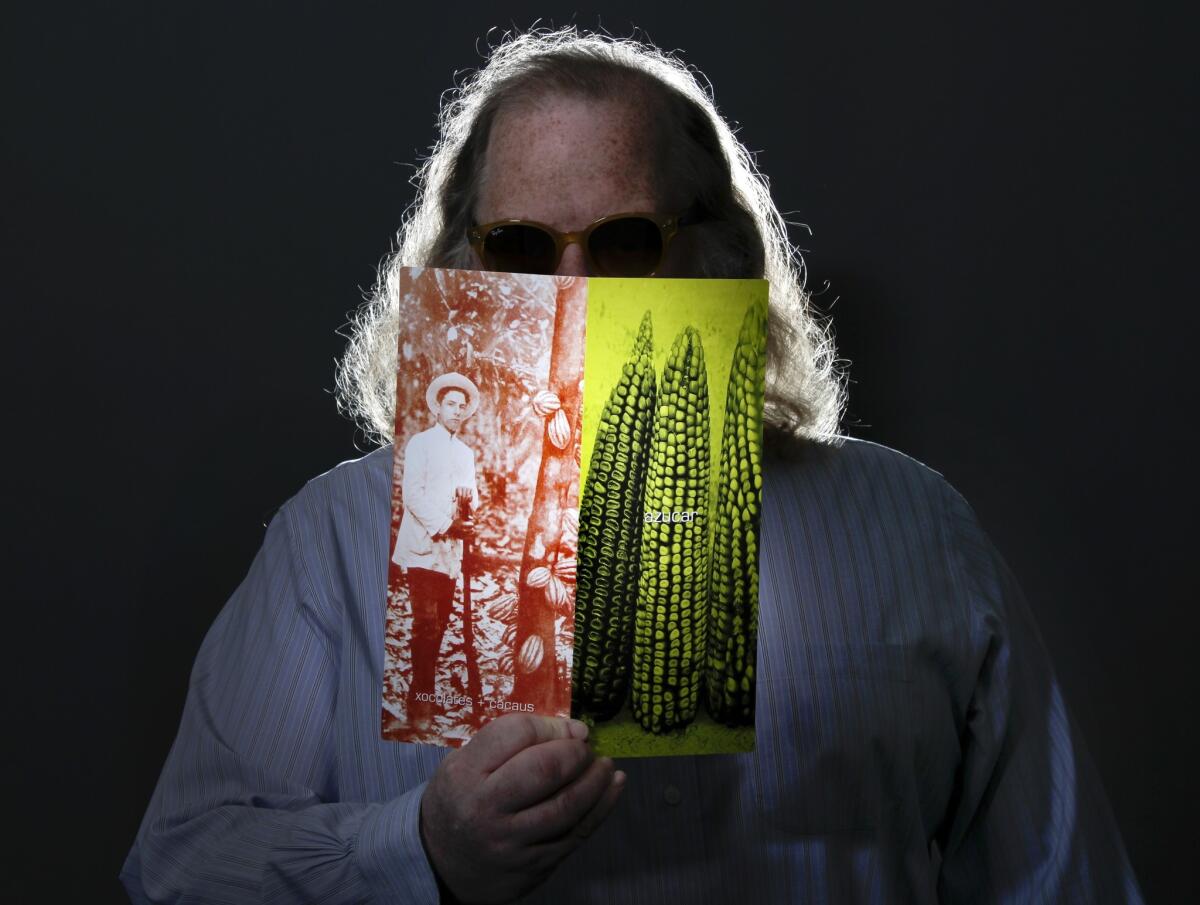 Los Angeles Times food critic Jonathan Gold may strive to keep his image secret, but he'll be forthcoming with recommendations during a live chat.