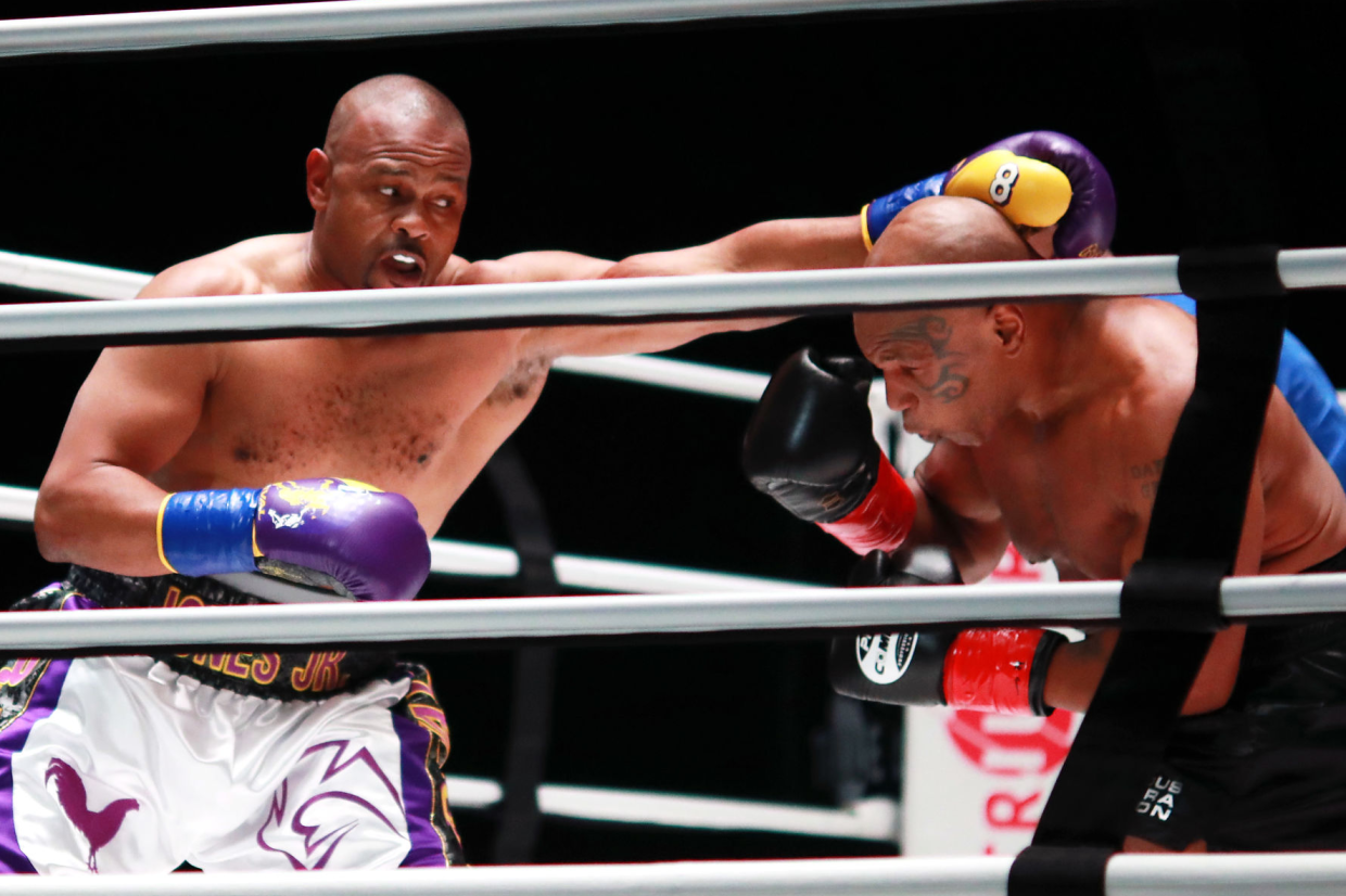 Mike Tyson vs. Roy Jones Fight ends in draw after 8 rounds Los Angeles Times