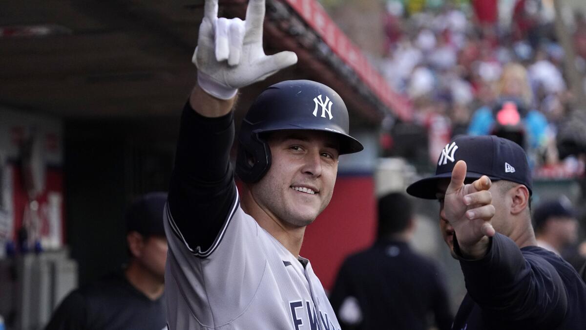 Anthony Rizzo returns to Yankees for first time since August 31 - NBC Sports