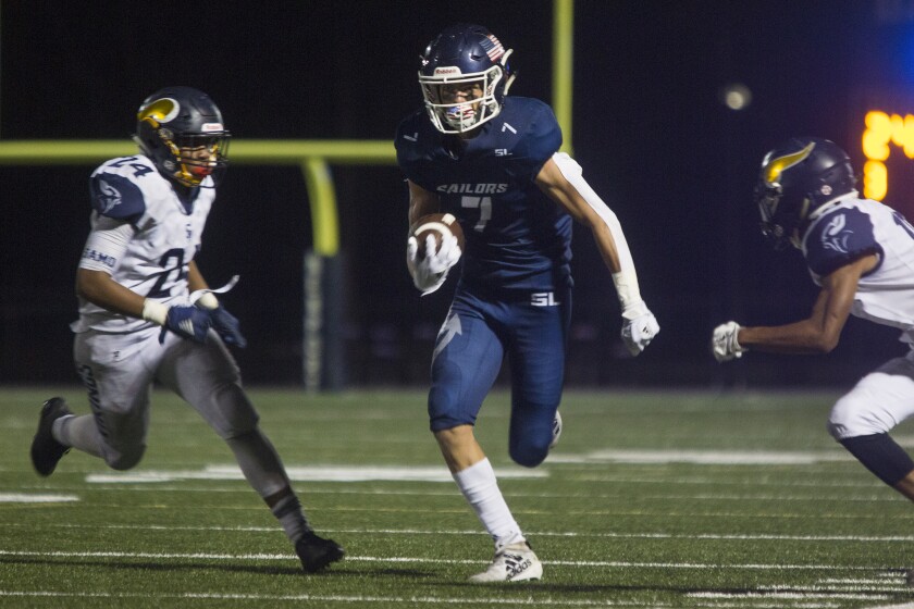 tn-dpt-sp-nb-newport-football-santa-monica-20190920_03.jpg